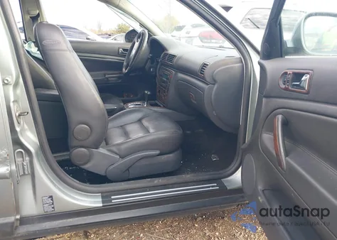 2004 Volkswagen Passat Gl из США, поврежденный, VIN WVWMD63B74E183864